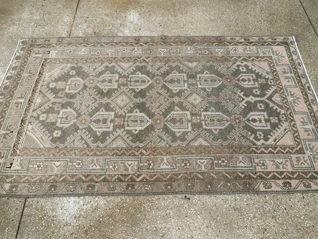 Vintage Persian Malayer Rug, No.29910 - Galerie Shabab