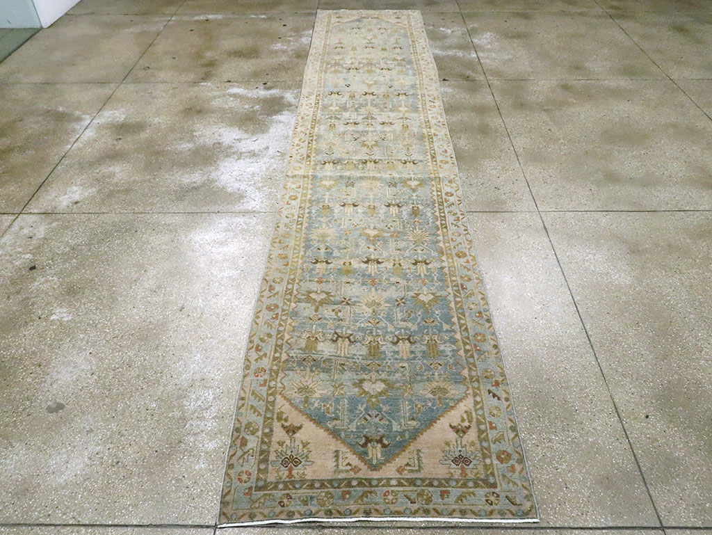 Vintage Persian Malayer Runner, No.29921 - Galerie Shabab