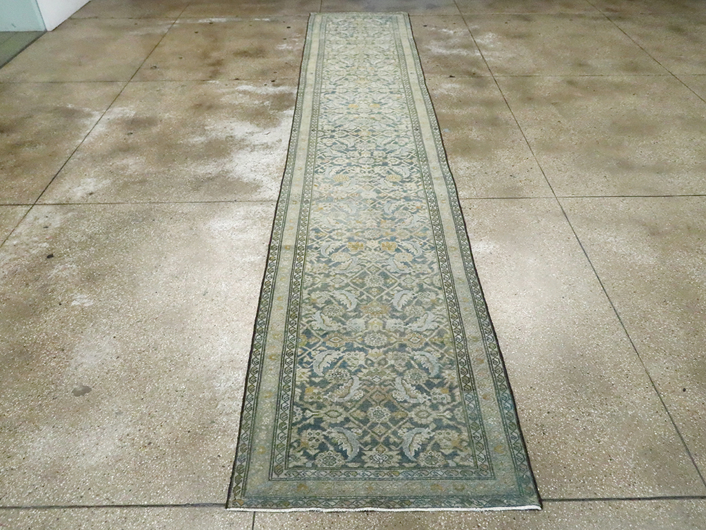Antique Persian Malayer Runner, No.29924 - Galerie Shabab