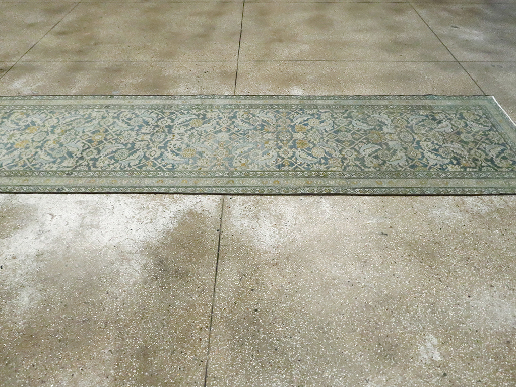 Antique Persian Malayer Runner, No.29924 - Galerie Shabab