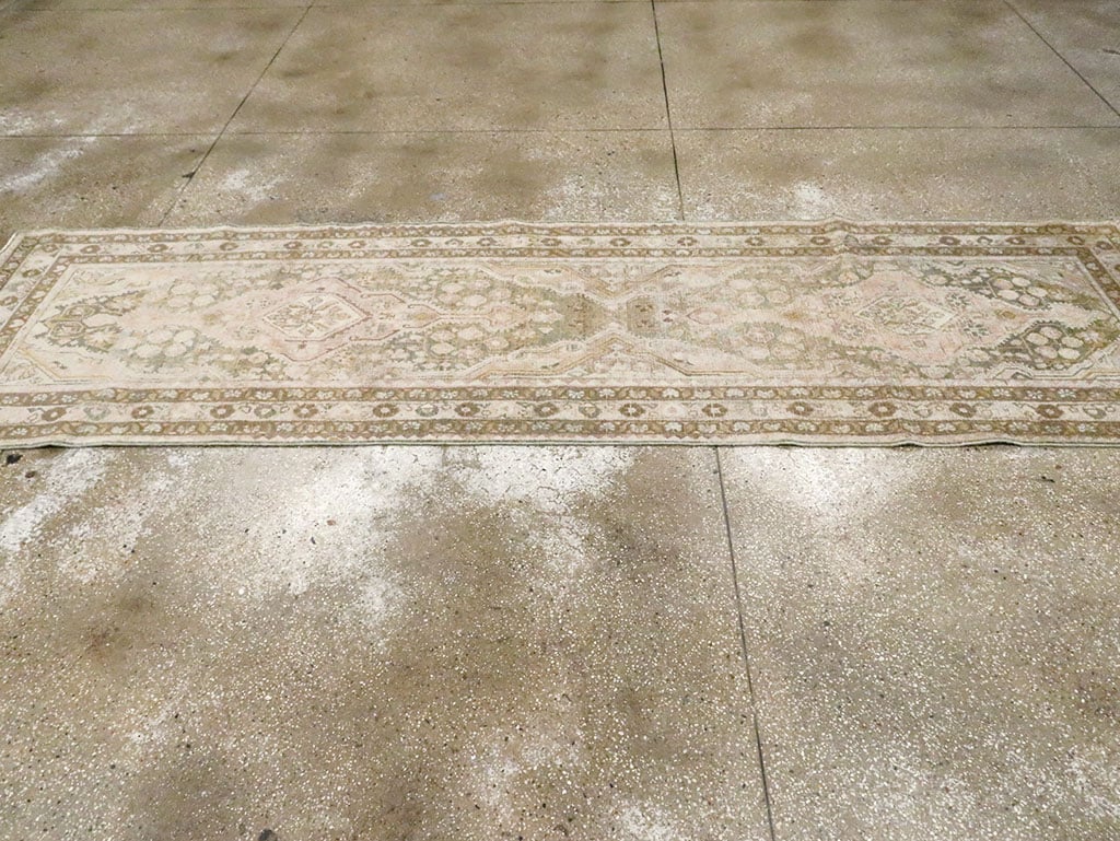 Vintage Persian Malayer Runner (Pair: 1 of 2), No.29926 - Galerie Shabab