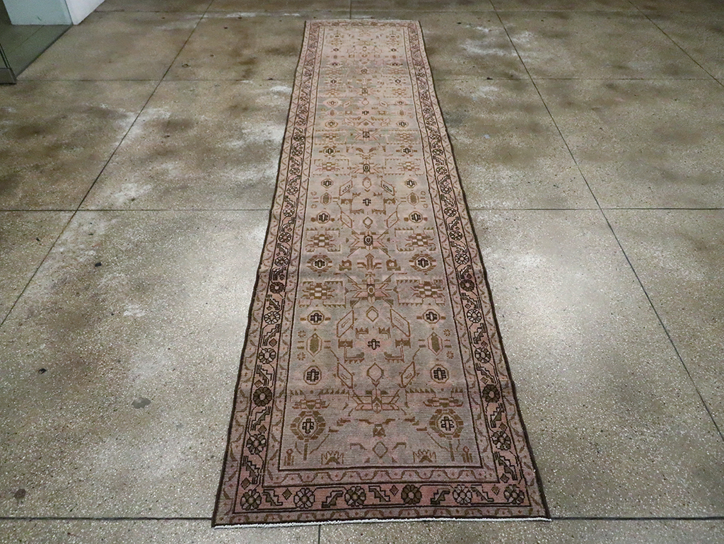 Antique Persian Malayer Runner, No.29935 - Galerie Shabab