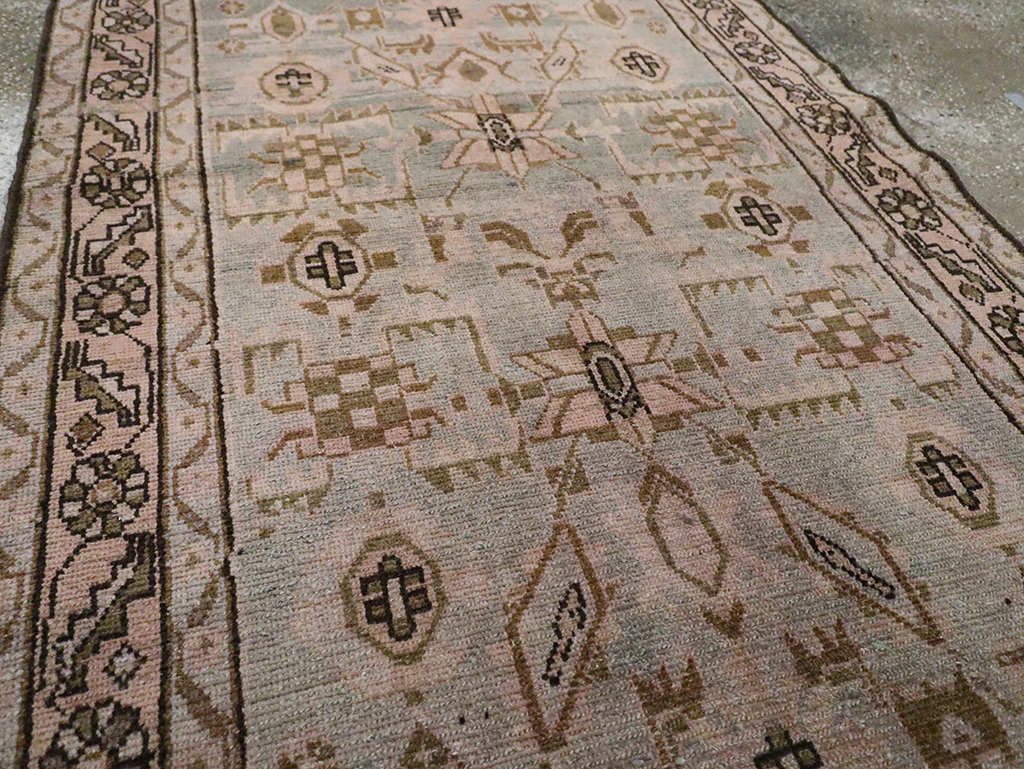 Antique Persian Malayer Runner, No.29935 - Galerie Shabab