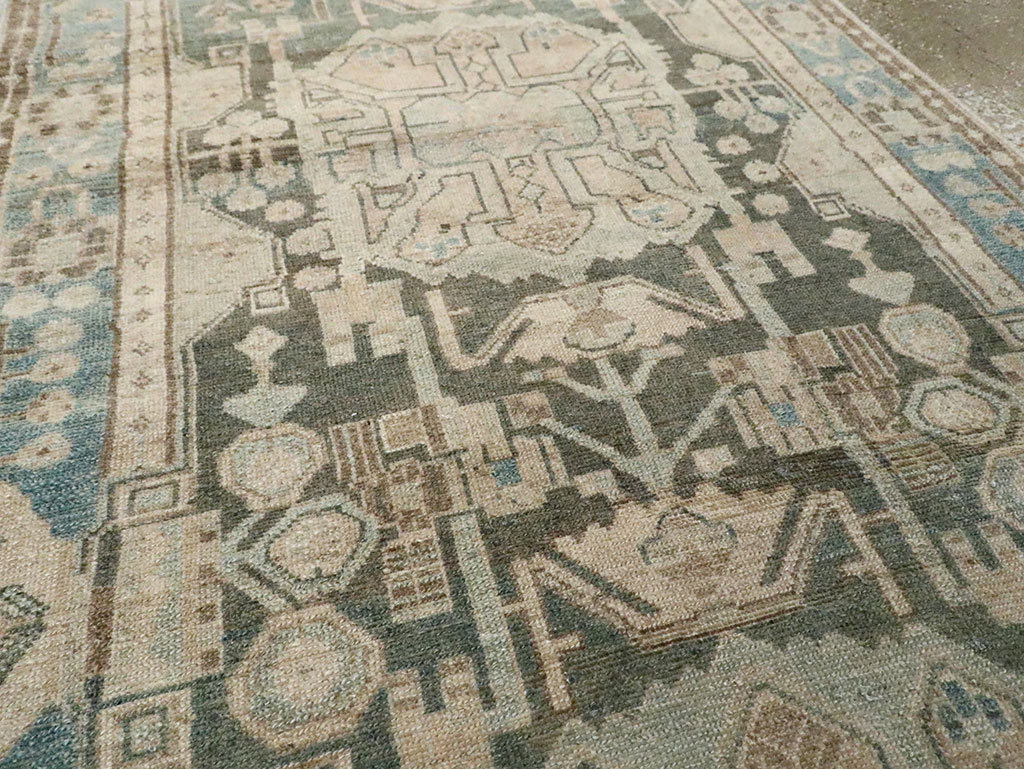 Vintage Persian Malayer Long Runner, No.29945 - Galerie Shabab