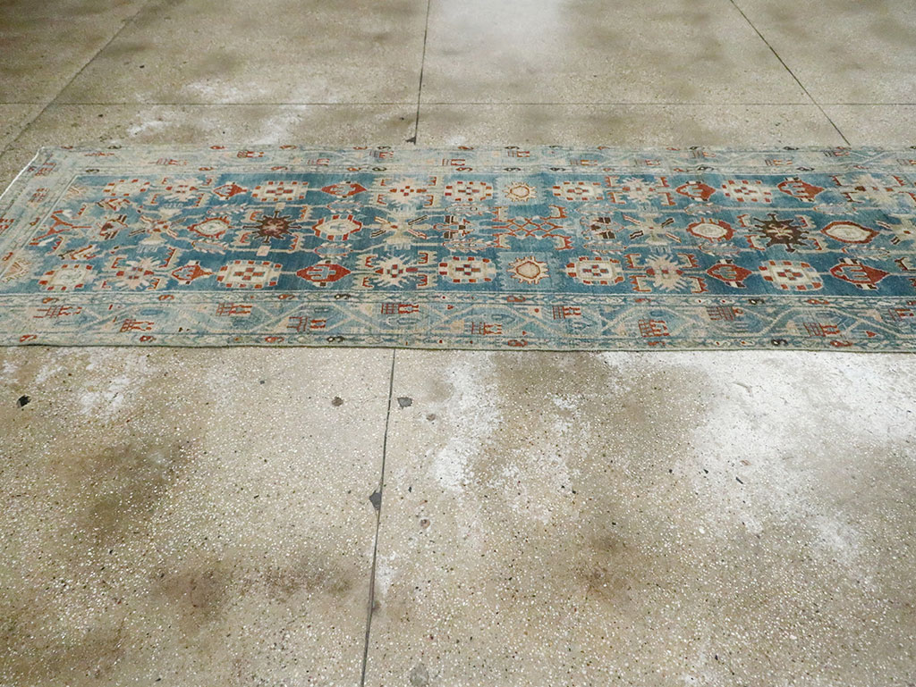 Vintage Persian Malayer Long Runner, No.29953 - Galerie Shabab