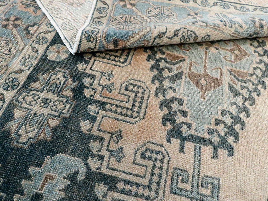 Vintage Persian Veece Carpet, No.29955 - Galerie Shabab