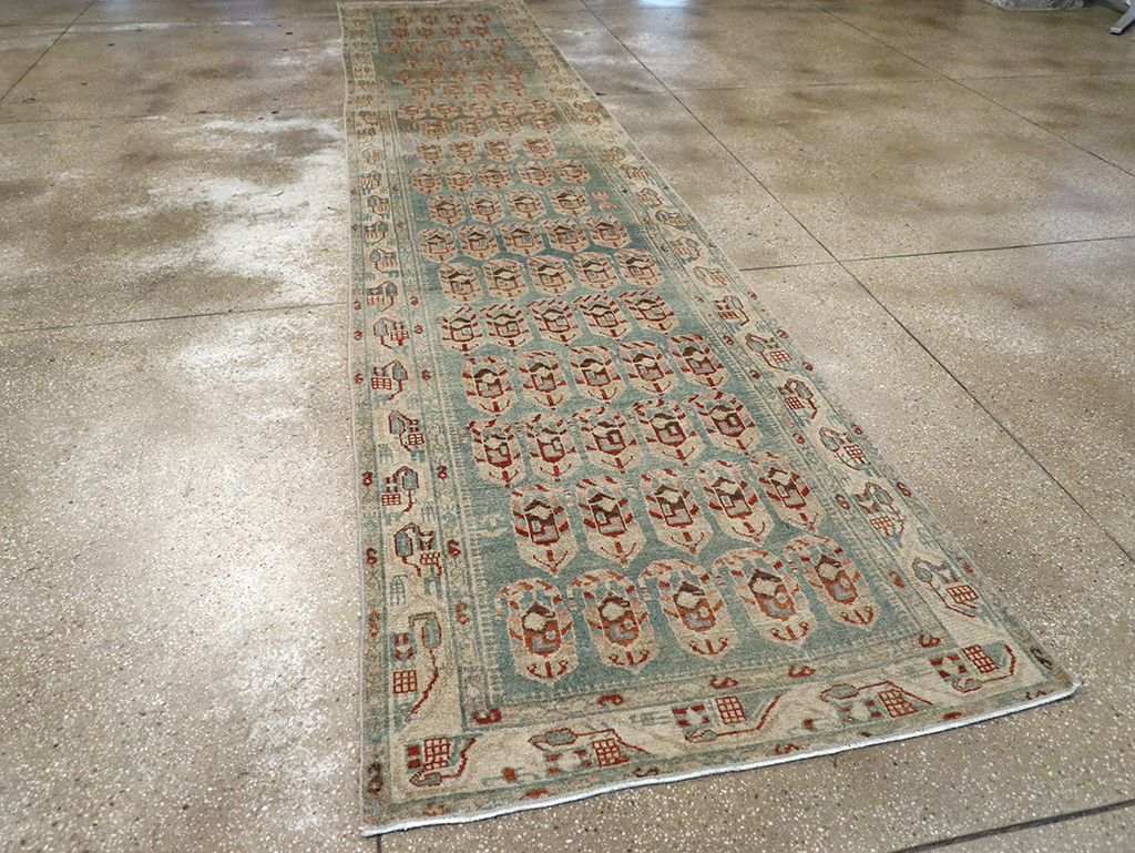 Vintage Persian Malayer Runner, No.29957 - Galerie Shabab