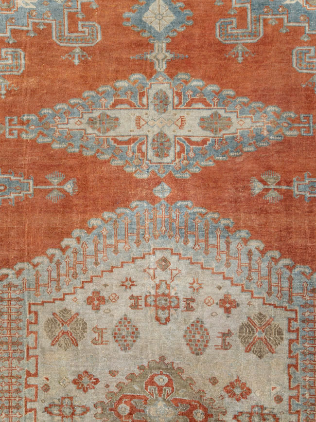 Vintage Persian Veece Room Size Carpet, No.29958 - Galerie Shabab