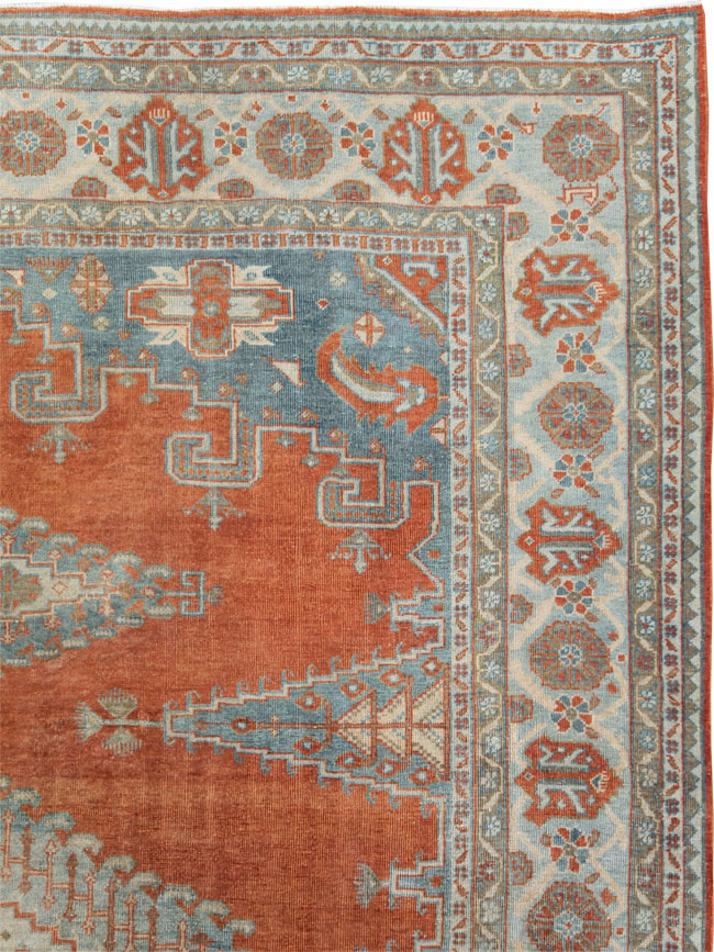 Vintage Persian Veece Room Size Carpet, No.29958 - Galerie Shabab