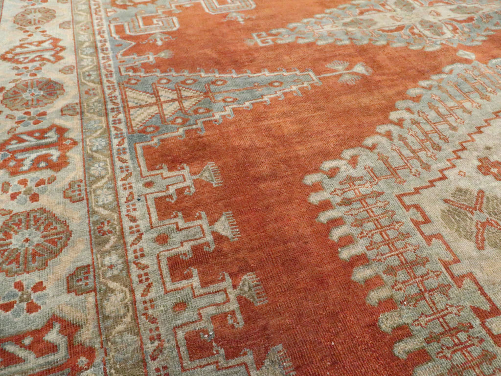 Vintage Persian Veece Room Size Carpet, No.29958 - Galerie Shabab