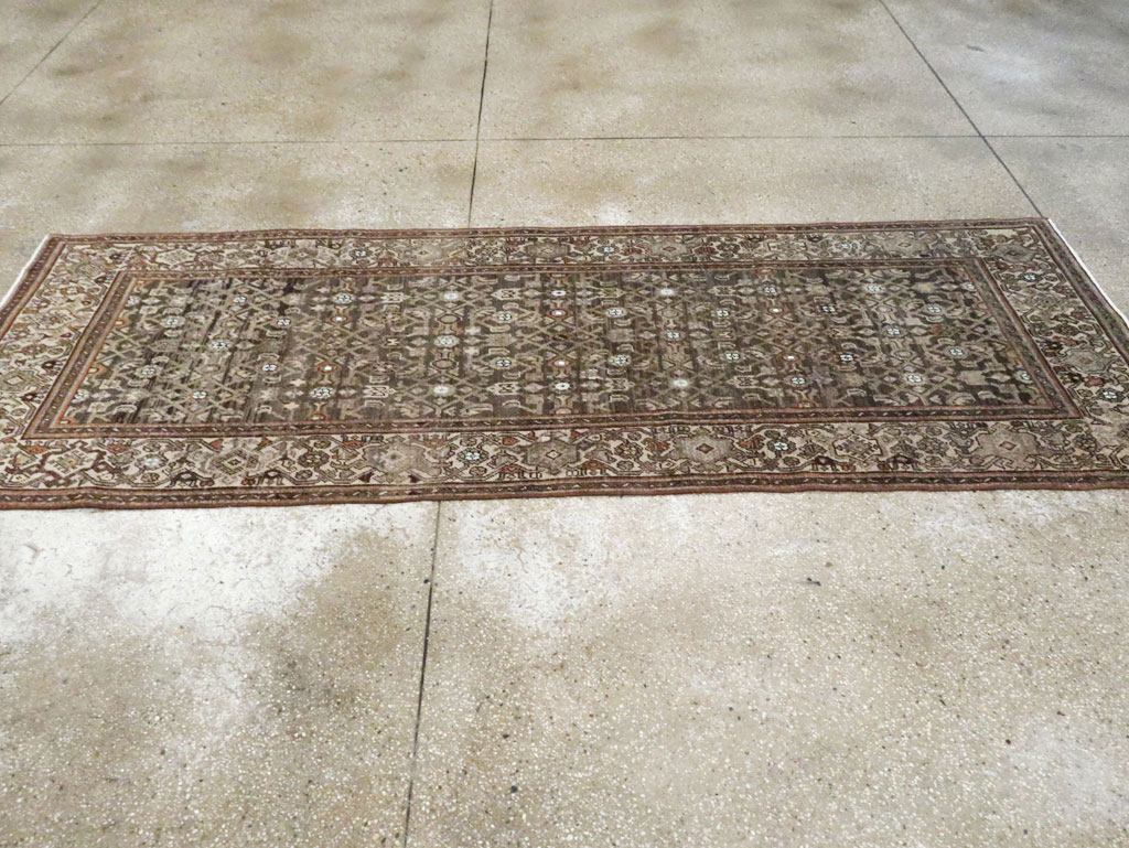 Antique Persian Malayer Runner, No.29961 - Galerie Shabab