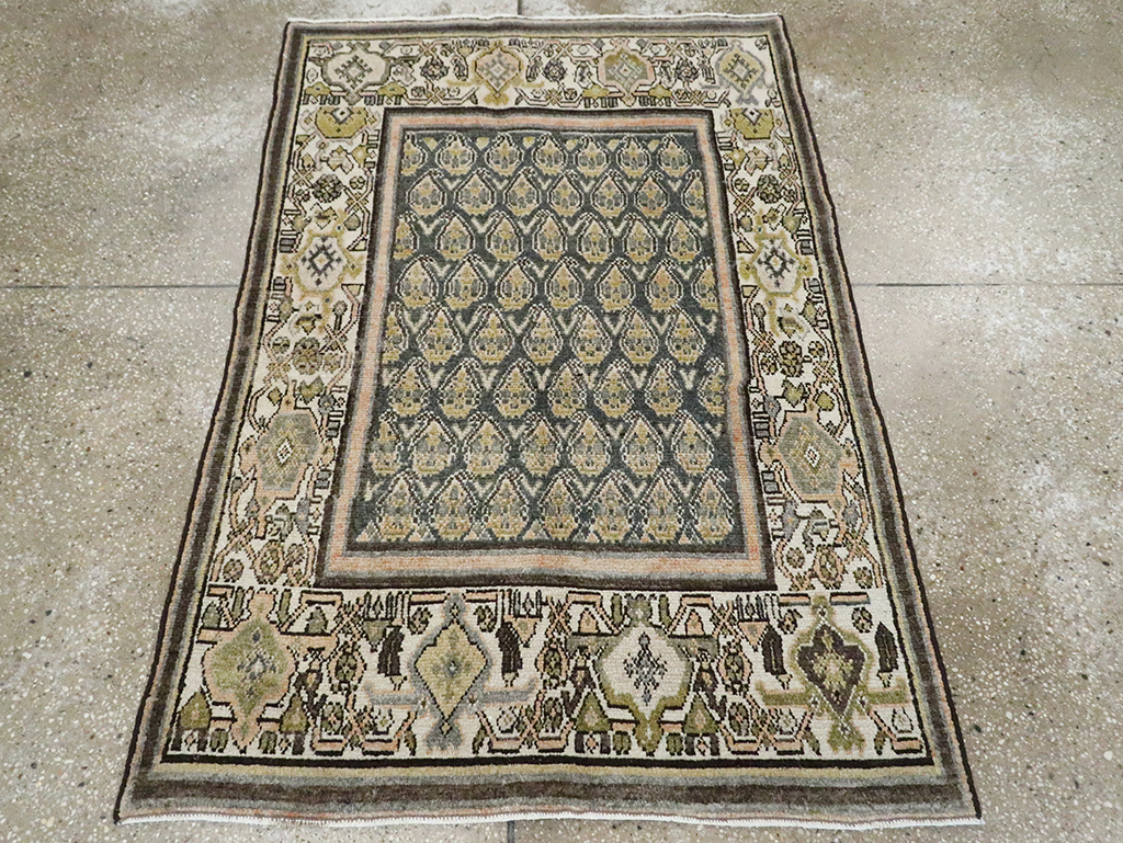 Vintage Persian Malayer Throw Rug, No.29971 - Galerie Shabab