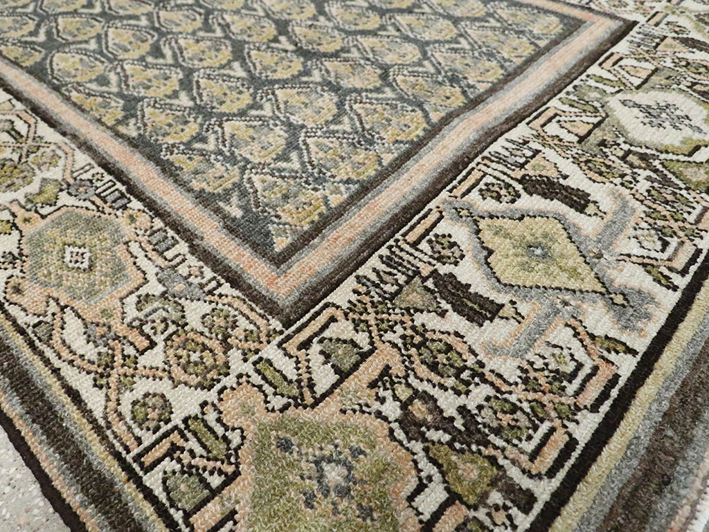 Vintage Persian Malayer Throw Rug, No.29971 - Galerie Shabab