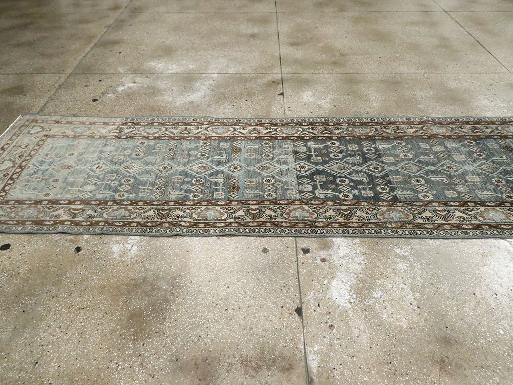 Vintage Persian Malayer Long Runner, No.29973 - Galerie Shabab
