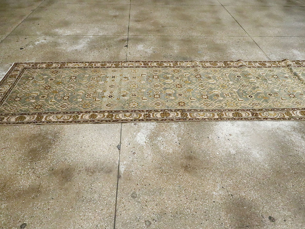 Vintage Persian Malayer Runner, No.29974 - Galerie Shabab