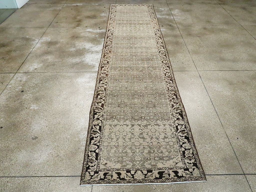 Vintage Persian Malayer Long Runner, No.29980 - Galerie Shabab