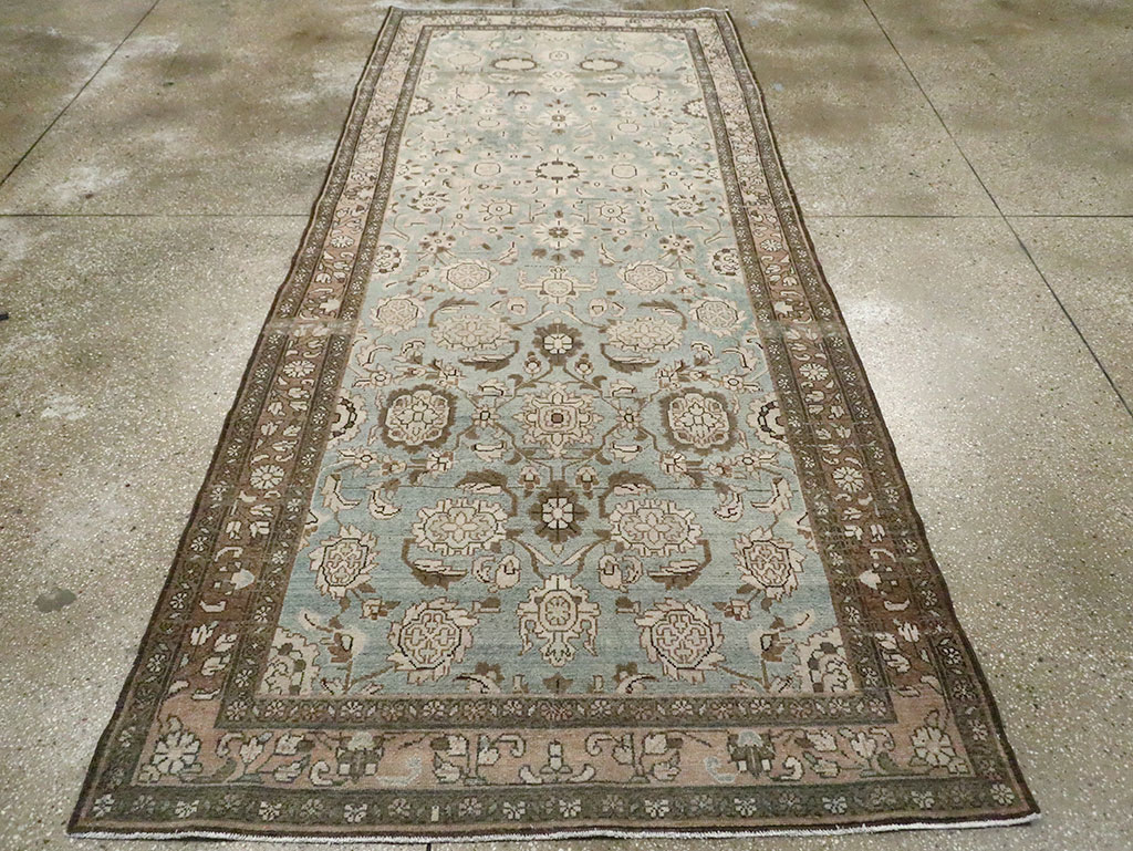 Vintage Persian Malayer Gallery Carpet, No.29981 - Galerie Shabab