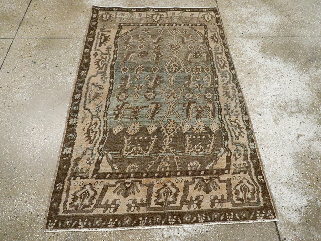 Vintage Persian Malayer Throw Rug, No.29982 - Galerie Shabab