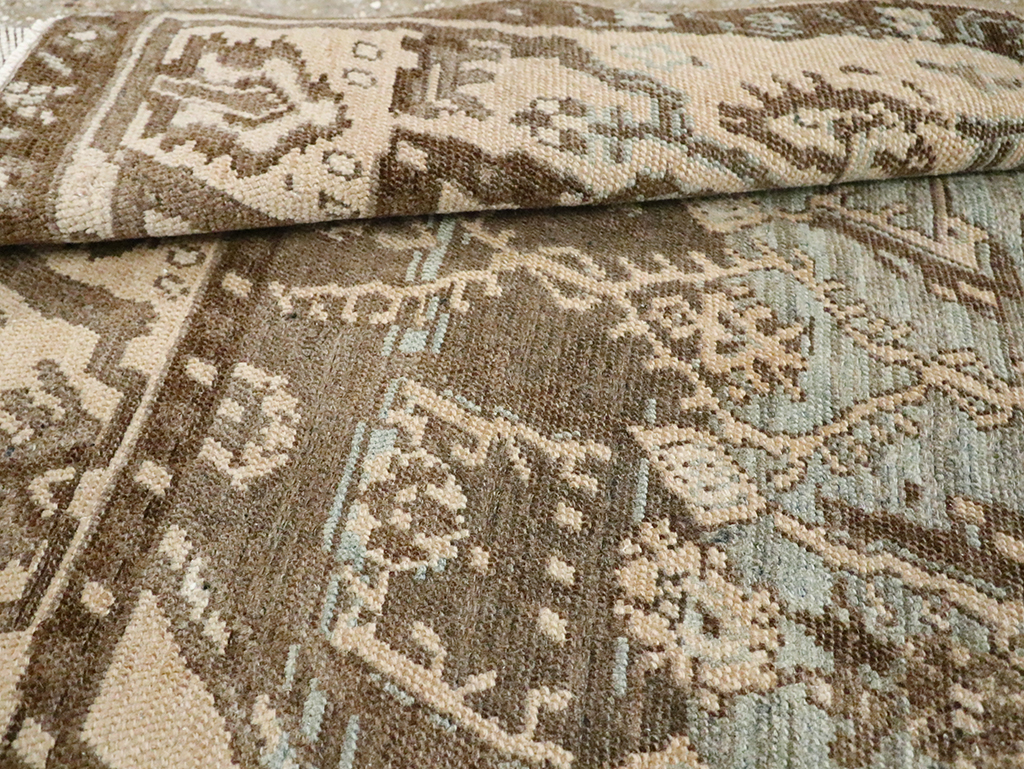 Vintage Persian Malayer Throw Rug, No.29982 - Galerie Shabab