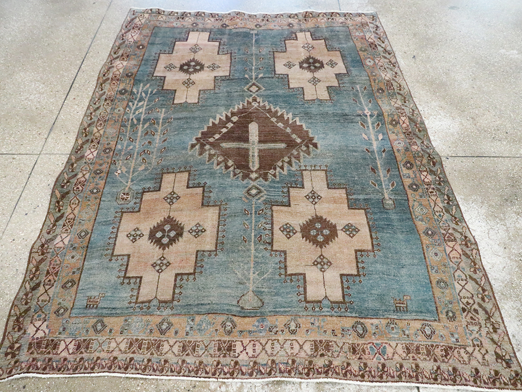 Vintage Persian Shiraz Rug, No.29984 - Galerie Shabab