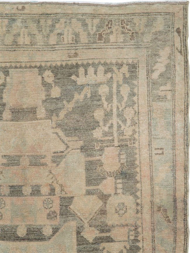Vintage Persian Malayer Throw Rug, No.29986 - Galerie Shabab