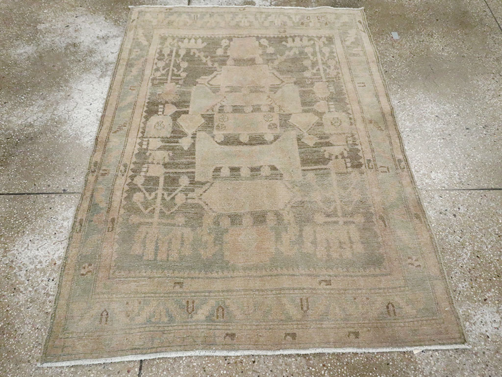Vintage Persian Malayer Throw Rug, No.29986 - Galerie Shabab