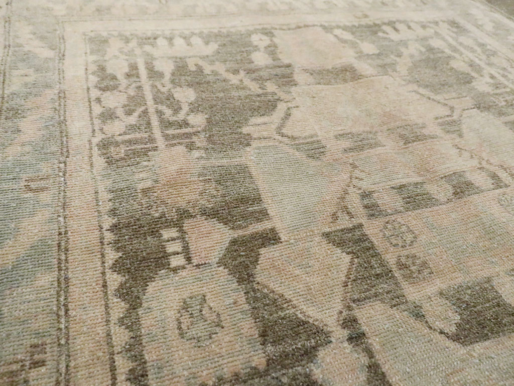 Vintage Persian Malayer Throw Rug, No.29986 - Galerie Shabab