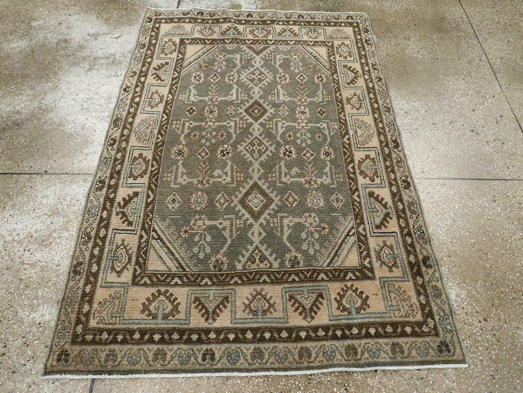 Vintage Persian Malayer Throw Rug, No.29988 - Galerie Shabab