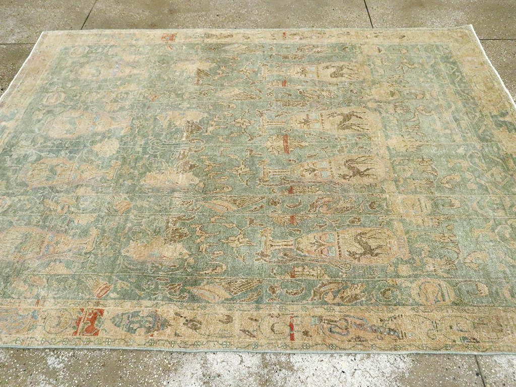 Vintage Persian Shiraz Carpet, No.29992 - Galerie Shabab