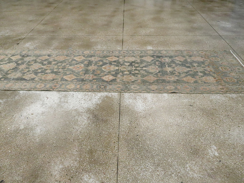 Antique Persian Malayer Runner, No.30002 - Galerie Shabab