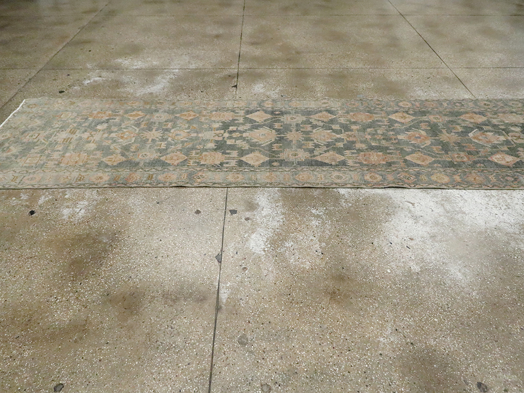 Antique Persian Malayer Runner, No.30002 - Galerie Shabab