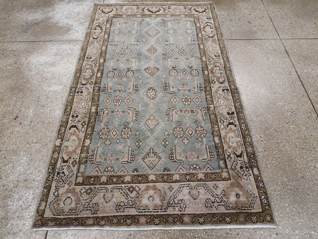 Vintage Persian Malayer Throw Rug, No.30004 - Galerie Shabab