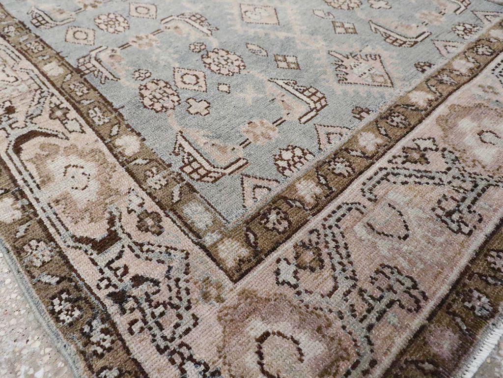 Vintage Persian Malayer Throw Rug, No.30004 - Galerie Shabab