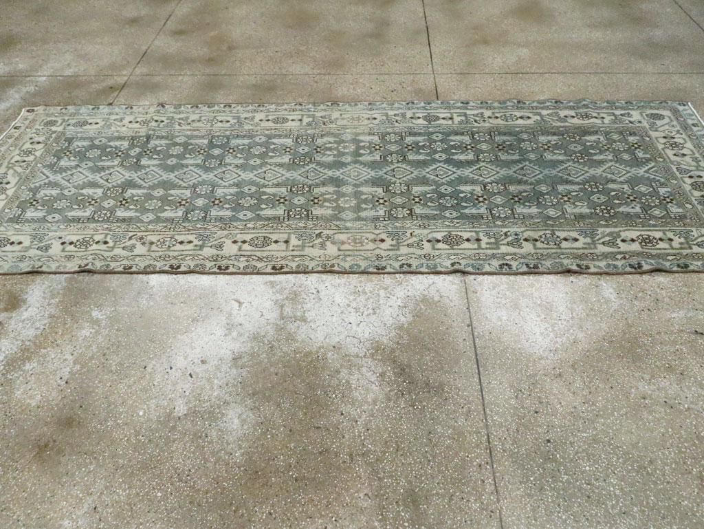 Vintage Persian Malayer Runner, No.30010 - Galerie Shabab