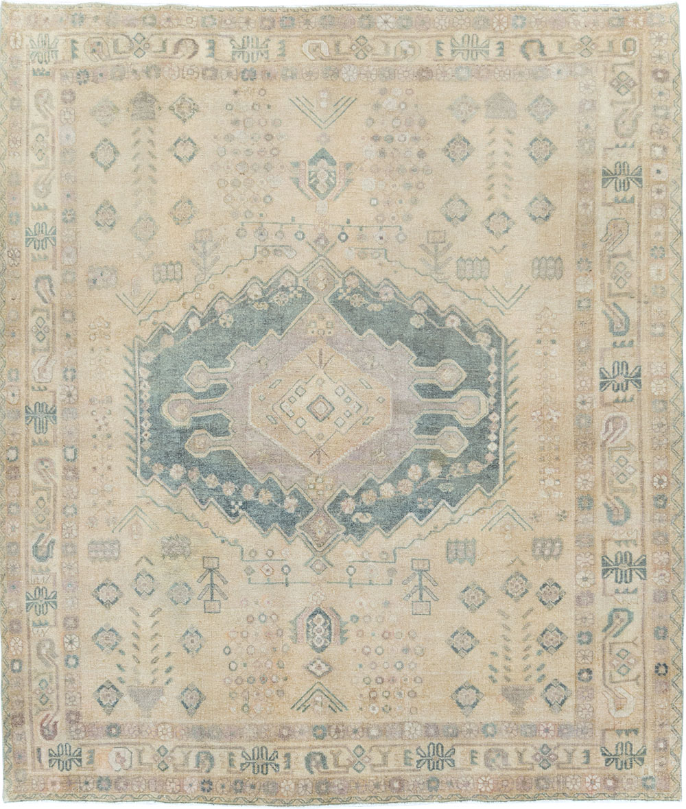 Vintage Persian Shiraz Square Accent Rug, No.30012 - Galerie Shabab