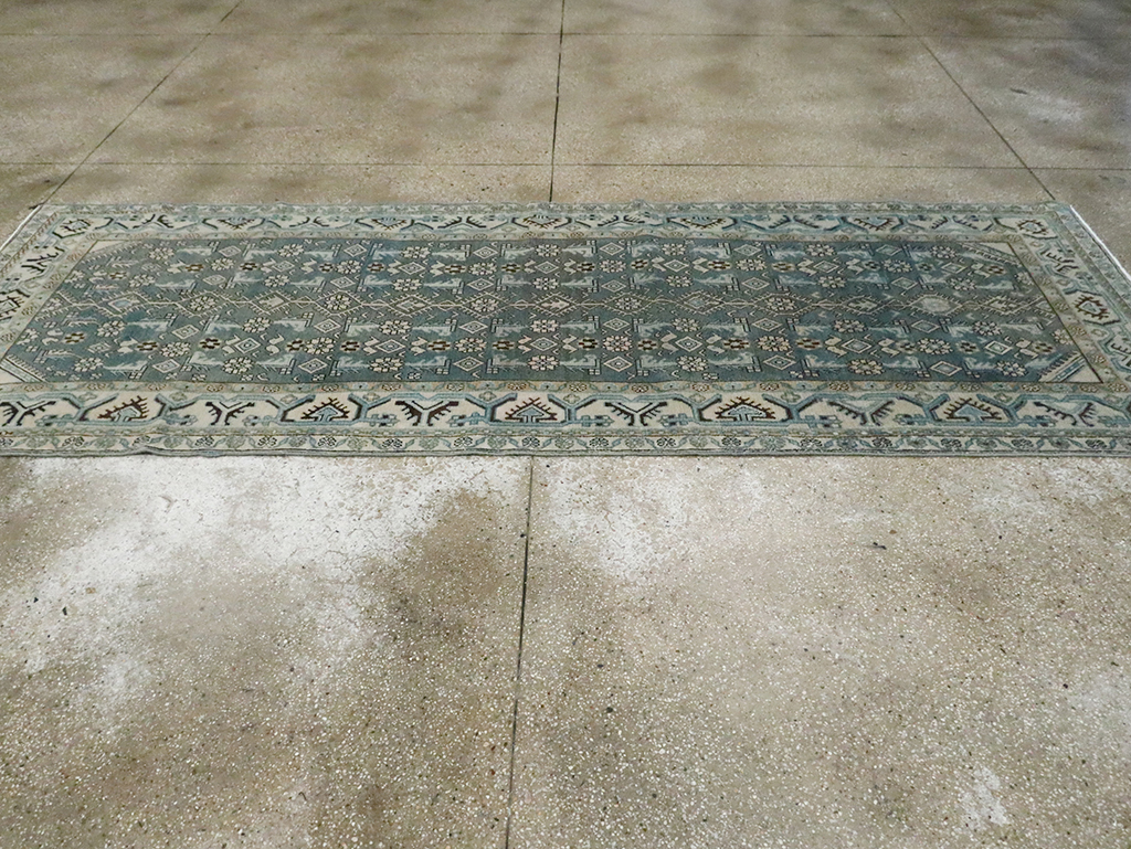 Vintage Persian Malayer Gallery Carpet, No.30014 - Galerie Shabab