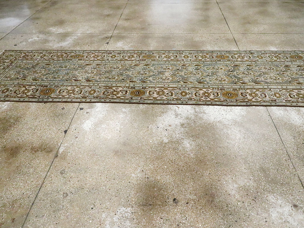 Vintage Persian Malayer Runner, No.30015 - Galerie Shabab