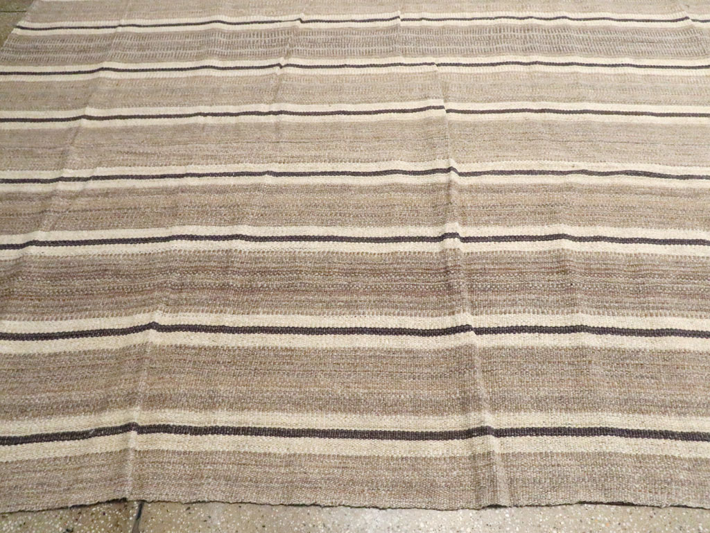 Contemporary Turkish Flatweave Kilim Oversize Carpet, No.30018 - Galerie Shabab