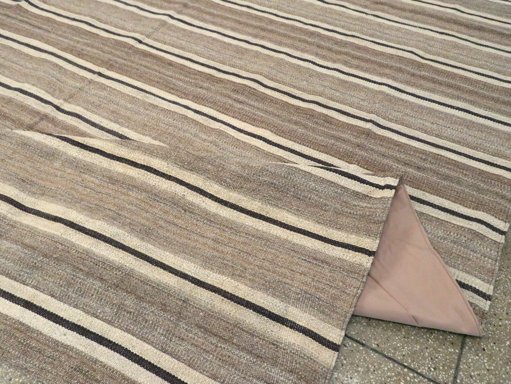 Modern Turkish Oversize Flatweave, No.30019 - Galerie Shabab