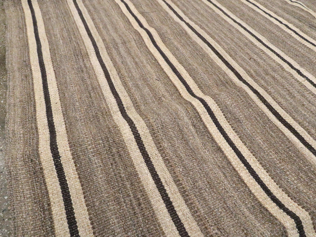 Modern Turkish Flatweave Kilim, No.30023 - Galerie Shabab