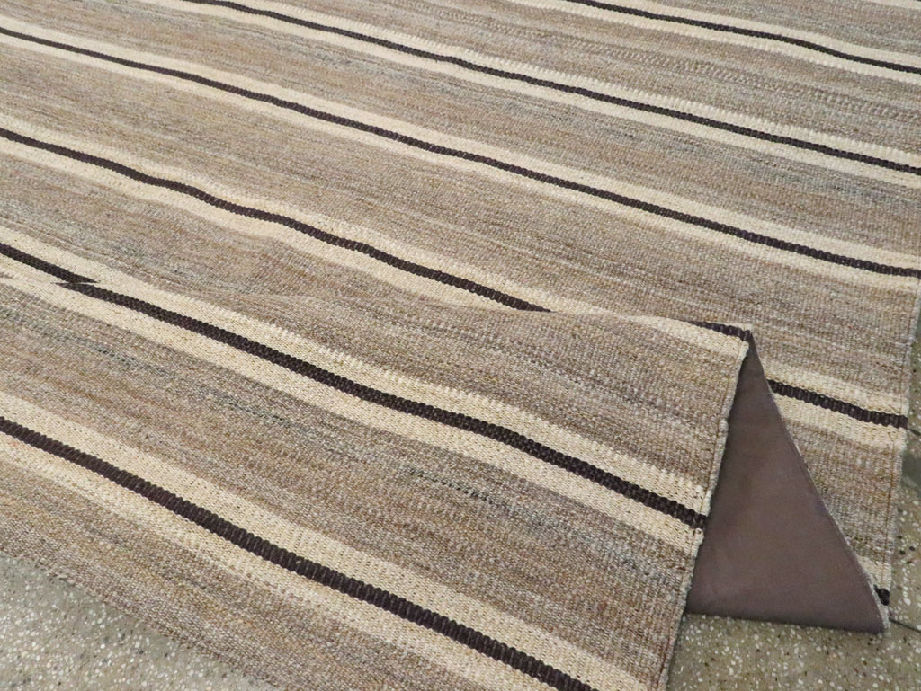 Modern Persian Flatweave Kilim Room Size Carpet, No.30024 - Galerie Shabab