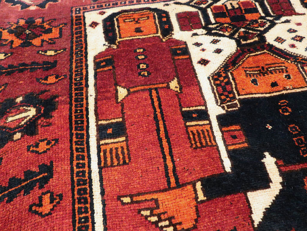 Vintage Persian Pictorial Bakhtiari Rug, No.30029 - Galerie Shabab