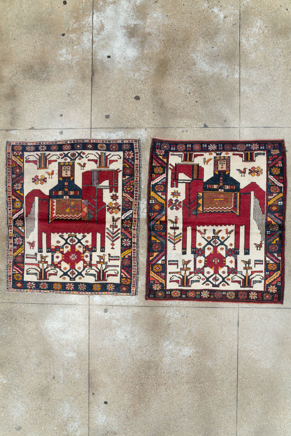 Vintage Persian Pictorial Bakhtiari Square Accent Rug (Pair: 1 of 2), No.30033 - Galerie Shabab