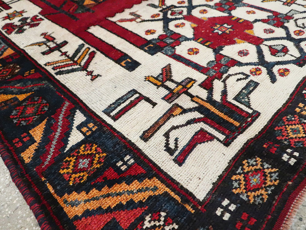 Vintage Persian Pictorial Bakhtiari Square Accent Rug (Pair: 2 of 2), No.30034 - Galerie Shabab