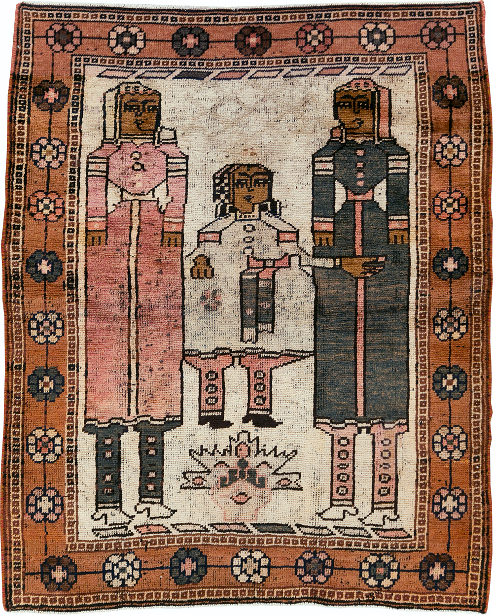 Vintage Persian Bakhtiari Pictorial Rug, No.30035 - Galerie Shabab
