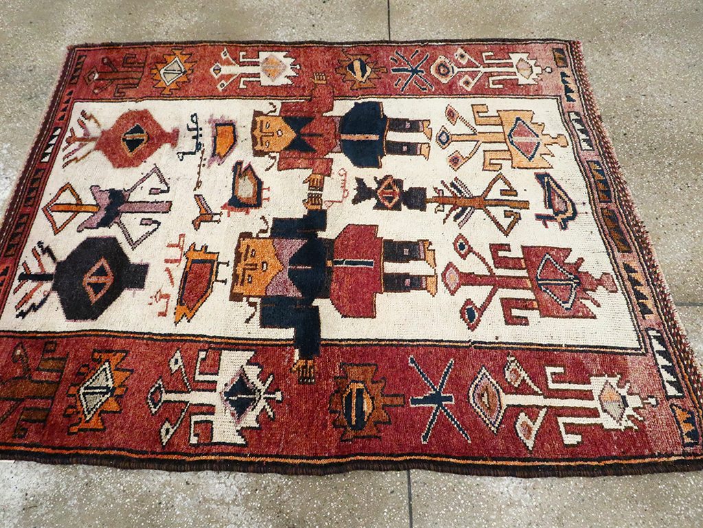 Vintage Persian Pictorial Bakhtiari Accent Rug, No.30036 - Galerie Shabab