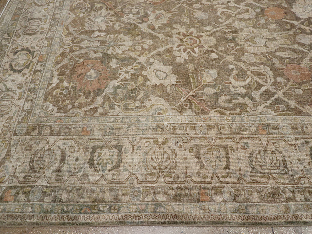 Antique Persian Mahal Large Carpet, No.30037 - Galerie Shabab