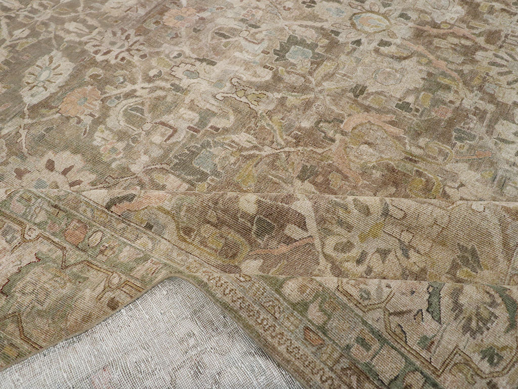 Antique Persian Mahal Large Carpet, No.30037 - Galerie Shabab
