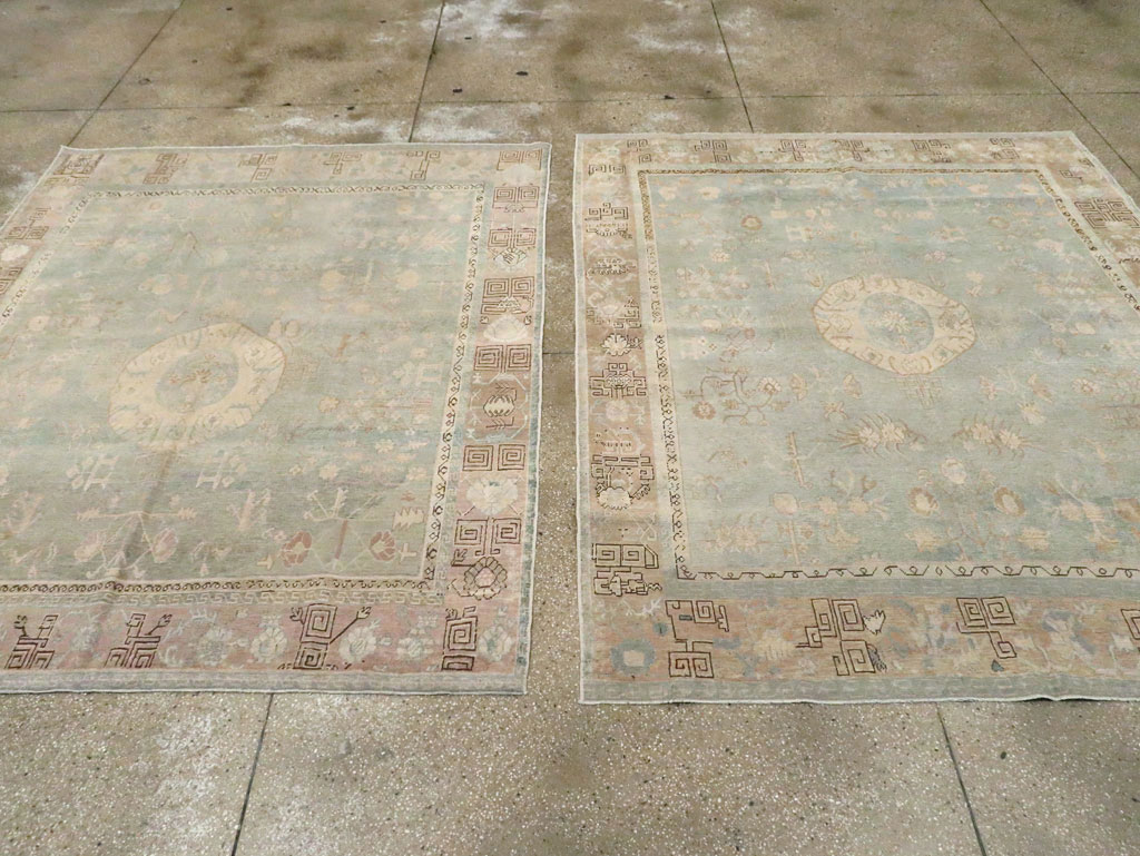 Antique East Turkestan Khotan Accent Rug, No.30043 - Galerie Shabab