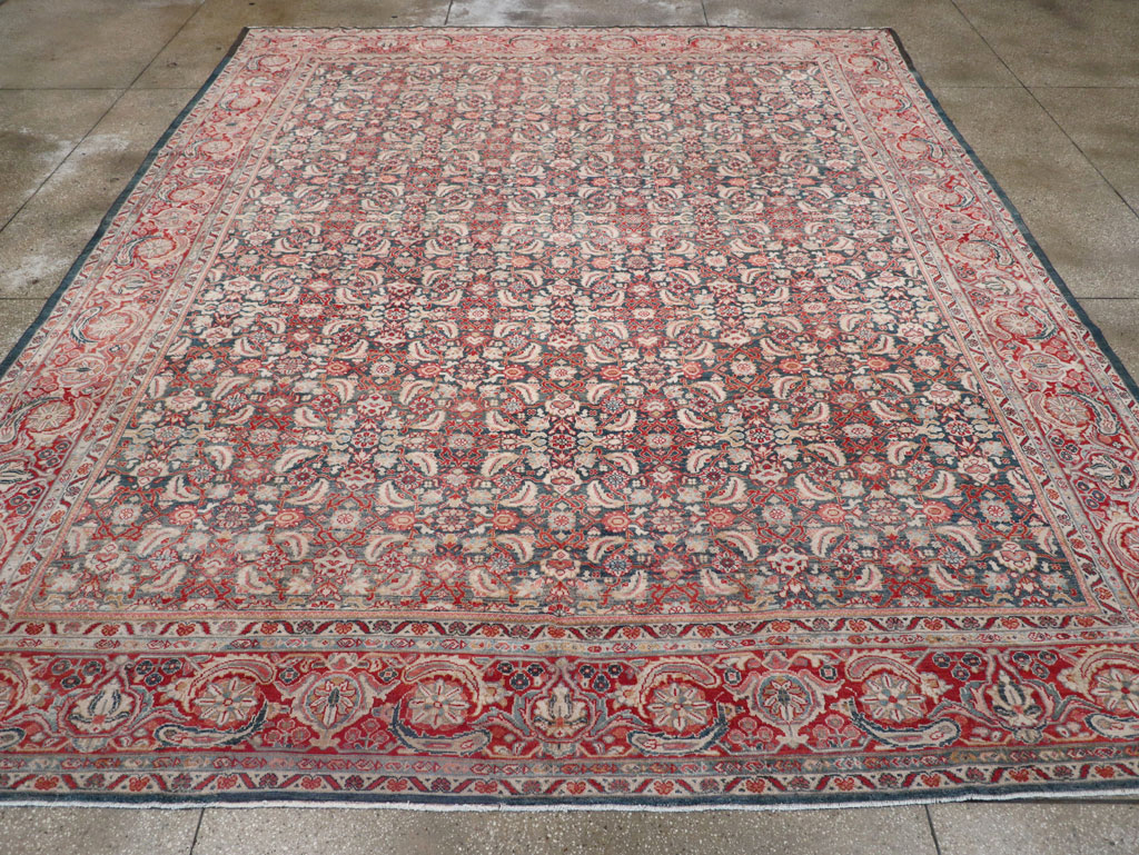 Antique Persian Mahal Room Size Carpet, No.30045 - Galerie Shabab